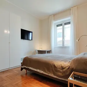 Appartamento Downtown Merlo, Milano
