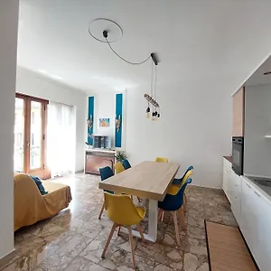 Apartment Del Greco House Careggi