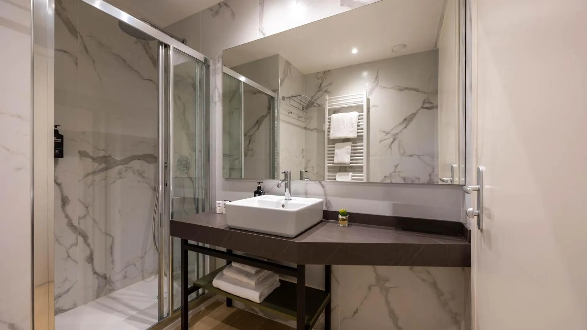 ****  Ih Hotels Milano Watt 13 איטליה